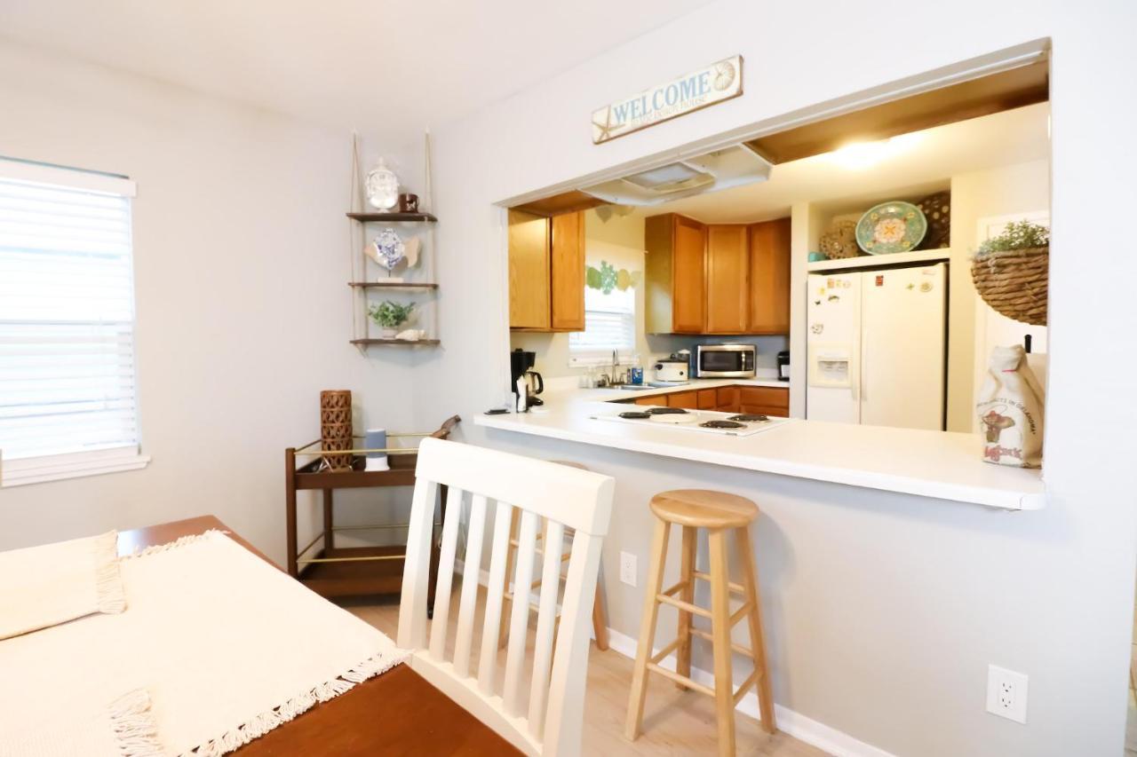 Sunny Daze Walk To Beach 2 Decks Pet Friendly Has A Mini Bar ガルベストン エクステリア 写真
