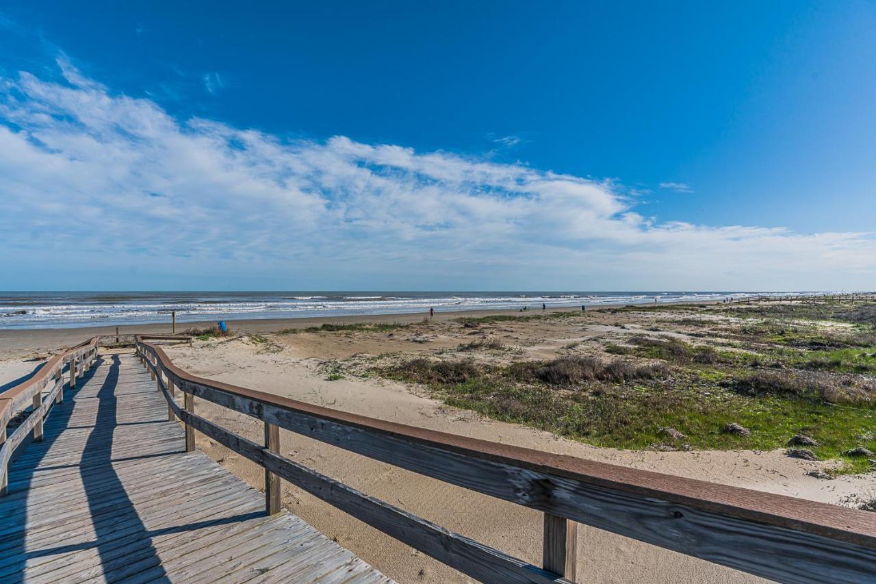Sunny Daze Walk To Beach 2 Decks Pet Friendly Has A Mini Bar ガルベストン エクステリア 写真